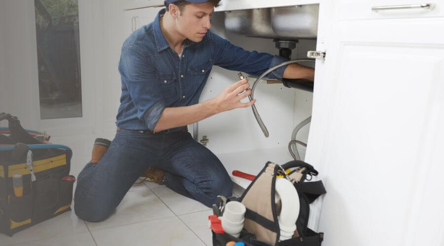 Burst Pipe Repair in Holland, TX